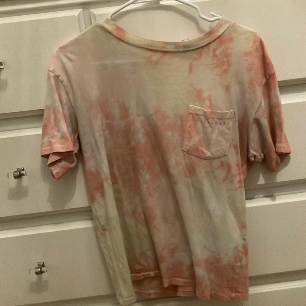 Billabong T shirt